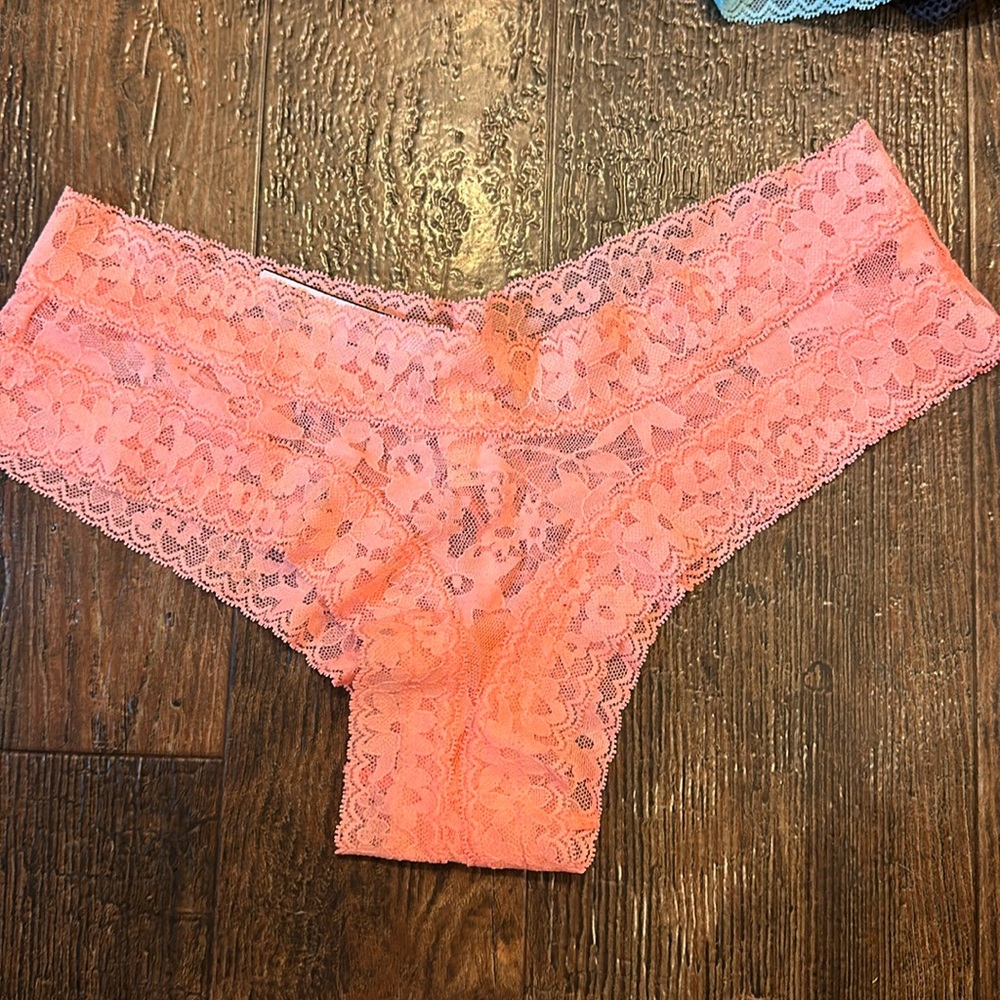 VS lace cheeky panties